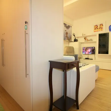 Moderne Dolce In Strandnaehe Porec